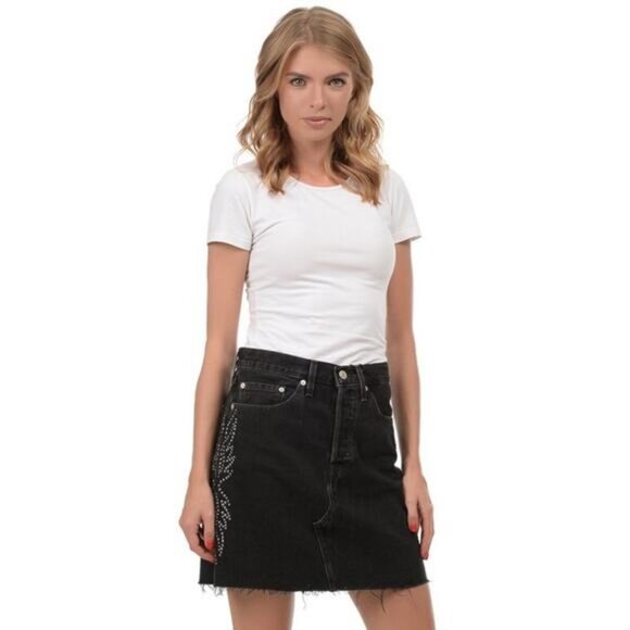 Levi's High-Rise Studded Denim Skirt Size 25 - Picture 1 of 9